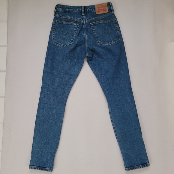 Levi's Wedgie High Waist Button Fly Destroyed Ankle Jeans 24 x 28 S40197 - Picture 5 of 8